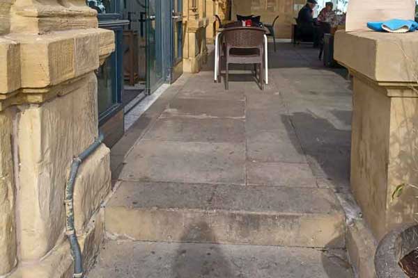 Access staircase